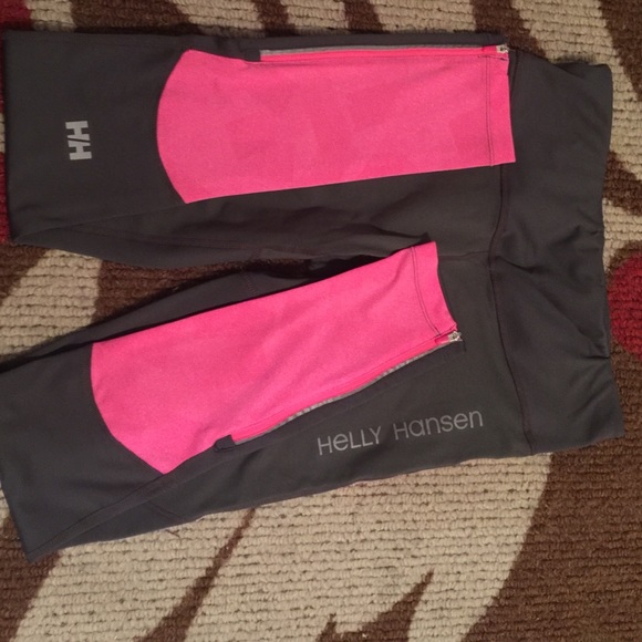 Helly Hansen grey/pink leggings X-cool size medium