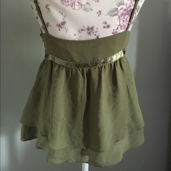 Olive green Express top - Picture 2 of 2