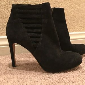 Black Via Spiga Suede ankle boots