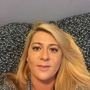 Meet your Posher, Monika