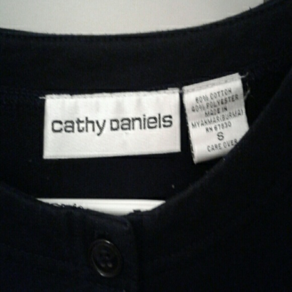 Cardigan - Picture 2 of 3