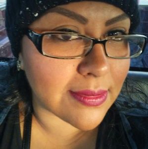 Meet your Posher, Angelica