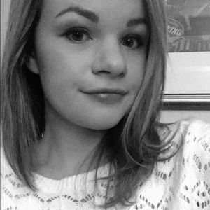 Meet your Posher, Liz