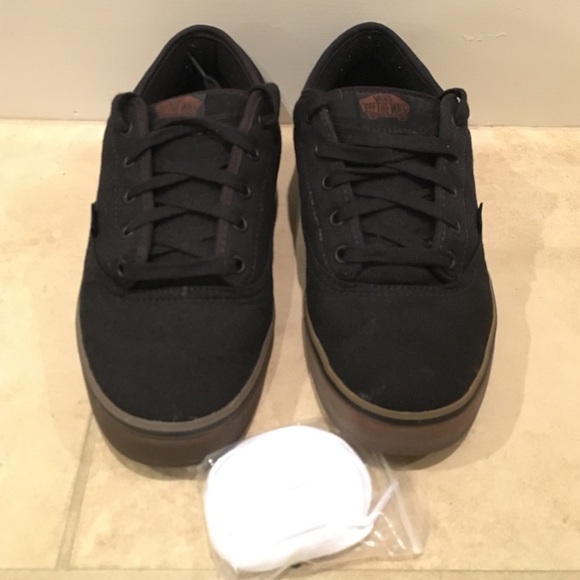 Vans canvas skater shoes 9.5sz