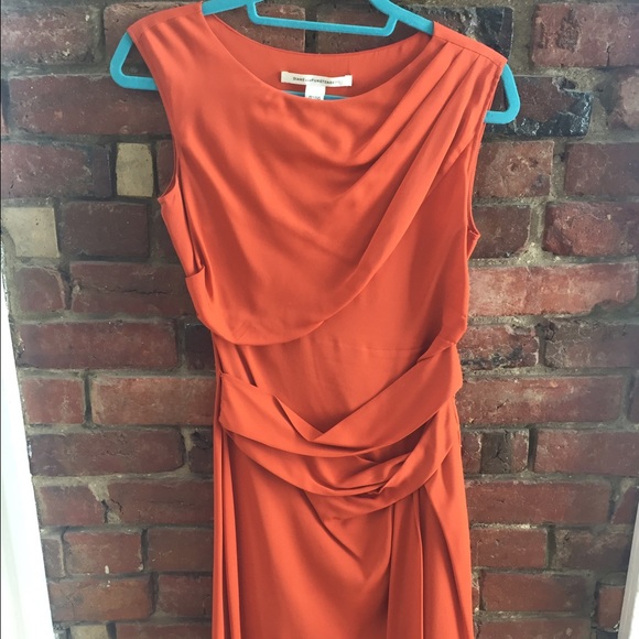 DVF Dress - Picture 3 of 4