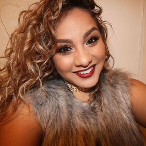 Meet your Posher, Tephinie