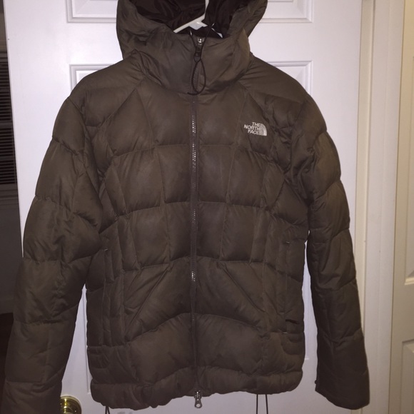 Women's North Face puffer