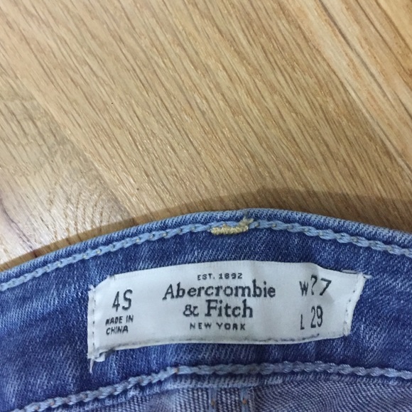 High Waist Distressed Jeans - Picture 2 of 3