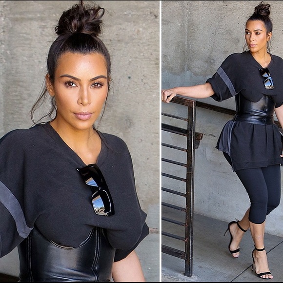 Black corset belt - Picture 4 of 4