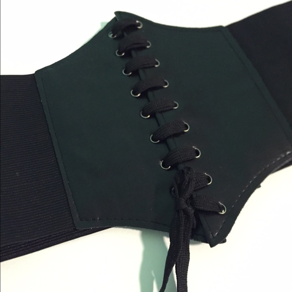 Black corset belt - Picture 2 of 4