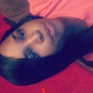 Meet your Posher, Monique