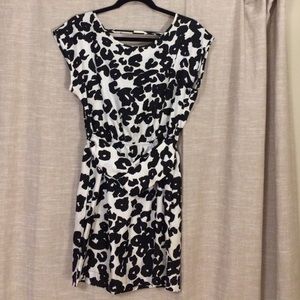 Print open-back dress