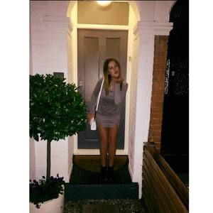 Meet your Posher, Desiree