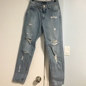 Forever 21 Distressed Boyfriend Jeans