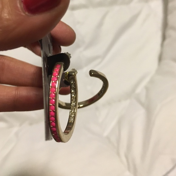 Pink/Gold Hoops ✌🏽 - Picture 2 of 2