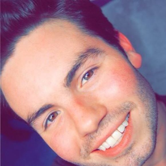 Meet your Posher, Christopher