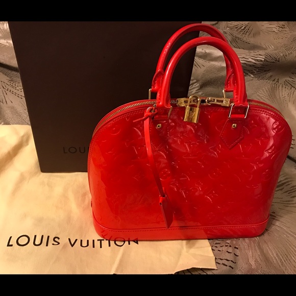 Louis Vuitton Handbags - LOUIS VUITTON Vernis Alma PM
Rose Grenadine bag