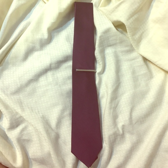 Apt. 9 Plum Dress Tie.