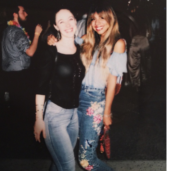 Meet your Posher, Chantelle - Picture 4 of 4