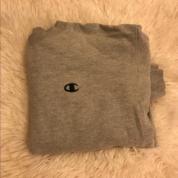Vintage Champion Sweatshirt