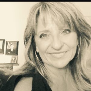 Meet your Posher, Linda