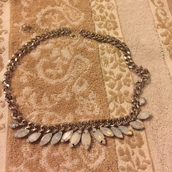 Necklace with opaque stones - Picture 1 of 1