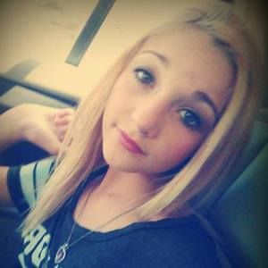 Meet your Posher, Courtney