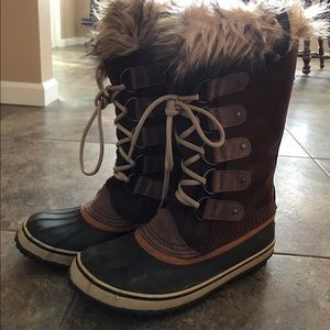 Sorel Boots Size 9