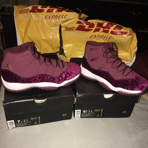 Jordan maroon 11's