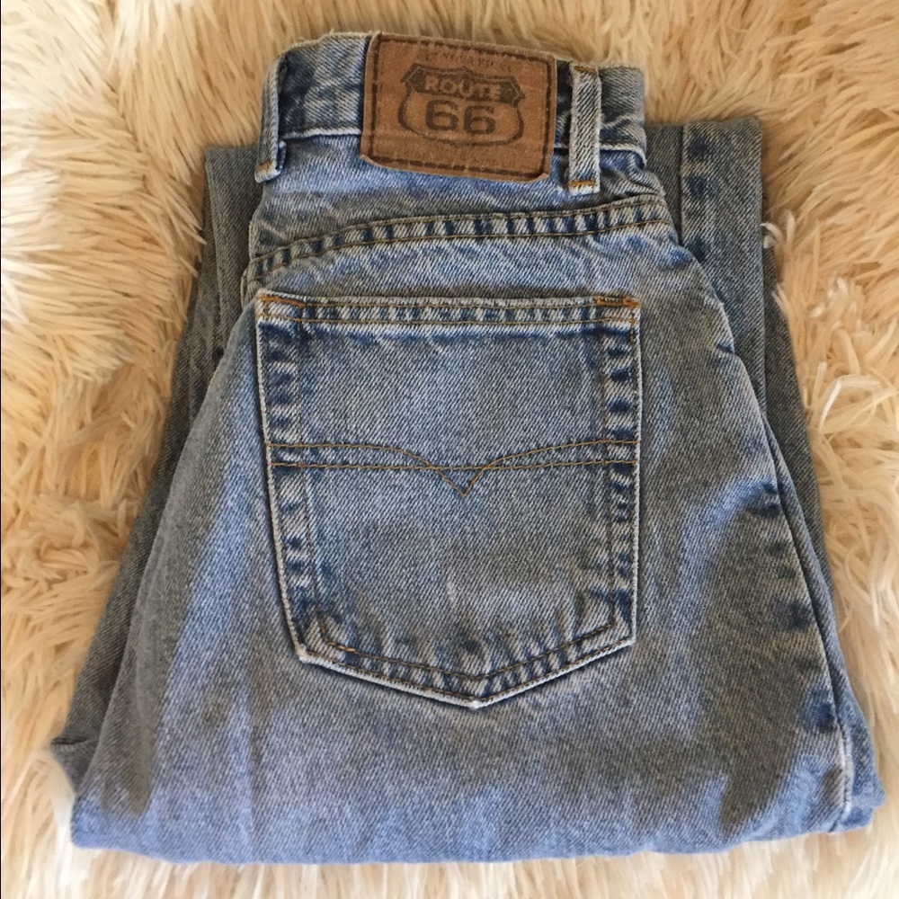 Vintage High Waisted Jeans