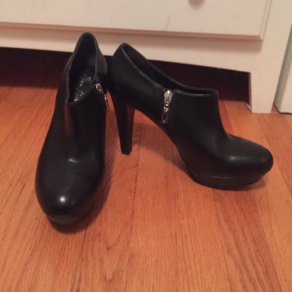 Marc Fisher black booties