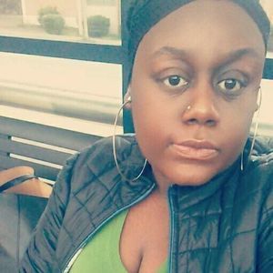 Meet your Posher, Chanel