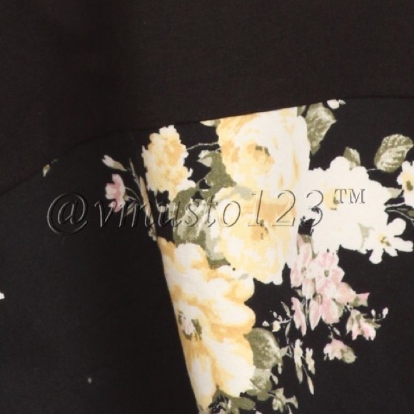 ‼️LAST 1 SZ M- Floral Asymmetrical Tunic Top - Picture 4 of 4