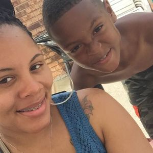 Meet your Posher, Laron