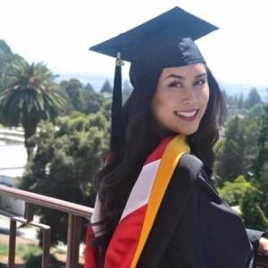 Meet your Posher, Lucia