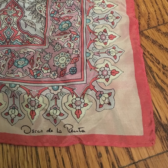 oscar by oscar de la renta scarf