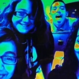 Meet your Posher, Crystal