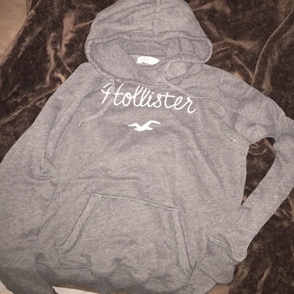 Never worn but washed Hollister hoodie - Picture 2 of 4
