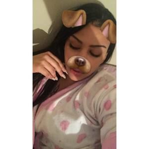 Meet your Posher, Dilia