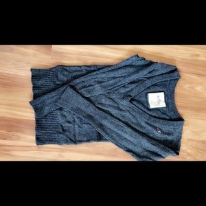 Hollister sweater