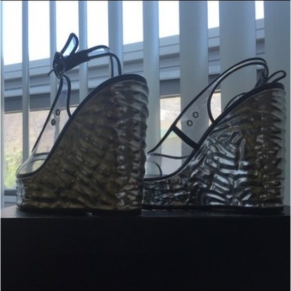 CHANEL Transparent Lucite Logo Platform Silver - Picture 2 of 8