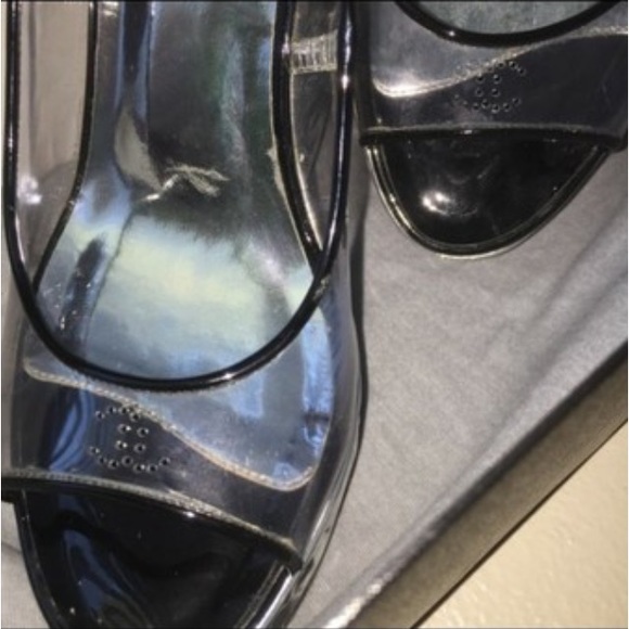 CHANEL Transparent Lucite Logo Platform Silver - Picture 3 of 8