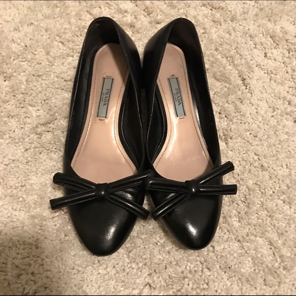 Prada bow kitten heels