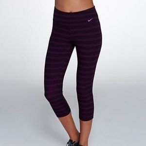 NWT Nike Women's Legend Dri-FIT Capris, Sz XS