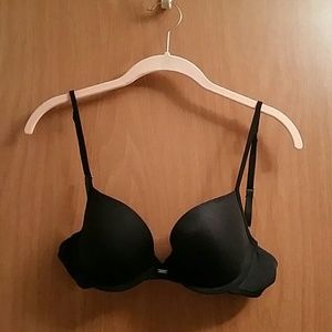 Black Push-up Underwire 34B Bra