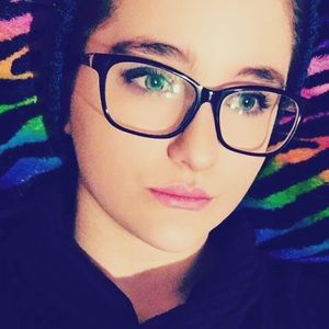 Meet your Posher, Jess