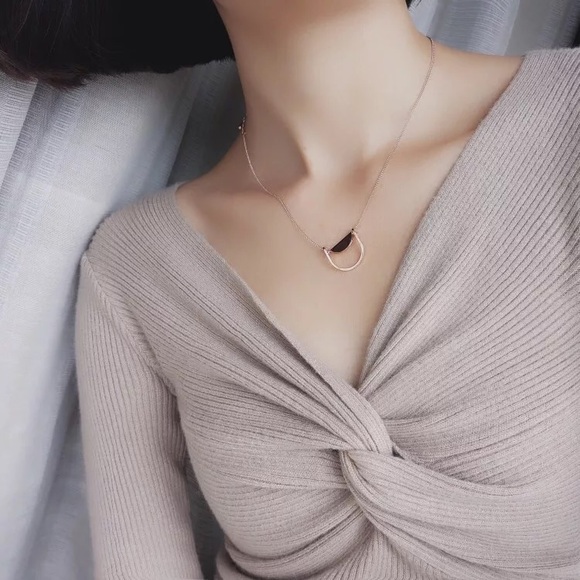 Geometry simple necklace - Picture 2 of 4