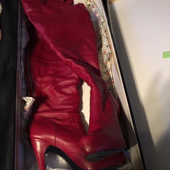 Luchiny Red Boots