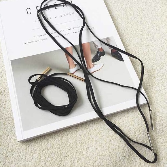 Back In Stock Black gold string necklace - Picture 3 of 4