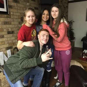 Meet your Posher, Ethan